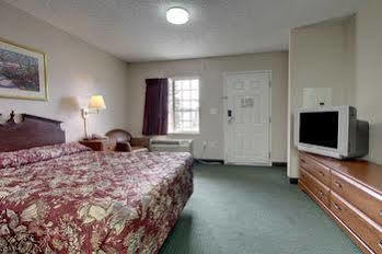 Intown Suites Extended Stay Charlotte Nc -East Independence Zewnętrze zdjęcie